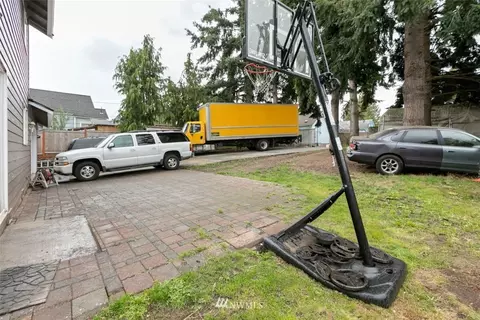 913 Pine St, Everett, WA 98201 photo 20