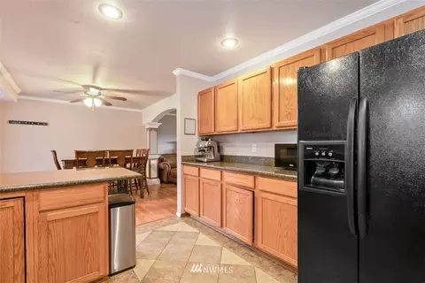 913 Pine St, Everett, WA 98201 photo 11