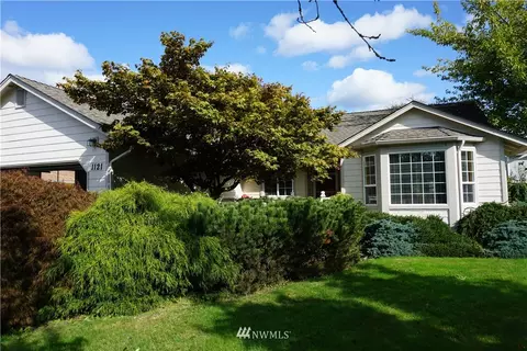 1121 Berilla Dr, Enumclaw, WA 98022 photo 1