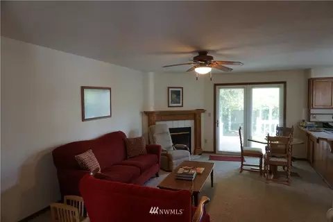 1121 Berilla Dr, Enumclaw, WA 98022 photo 8