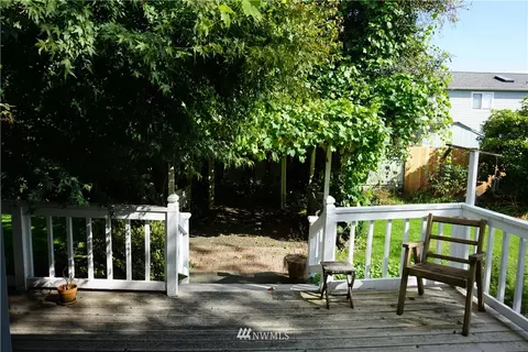 1121 Berilla Dr, Enumclaw, WA 98022 photo 6