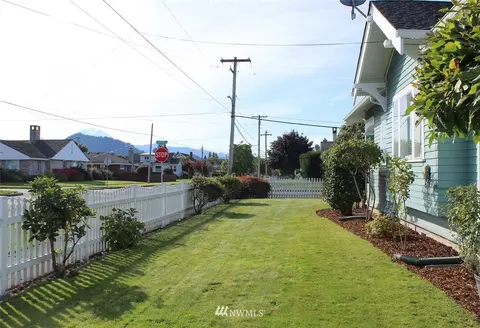 2107 Griffin Ave, Enumclaw, WA 98022 photo 24
