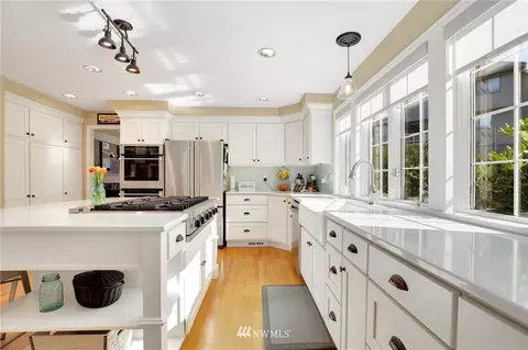 9917 NE 155th St, Bothell, WA 98011 photo 9