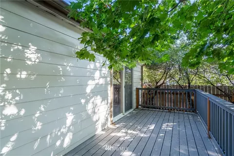 311 E Okanogan, Chelan, WA 98816 photo 3