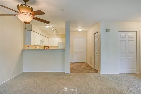 17426 Bothell Way NE #A106, Bothell, WA 98011 photo 11