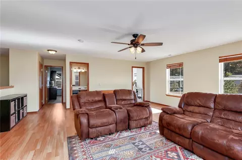 209 Lane Blvd NE, Orting, WA 98360 photo 15