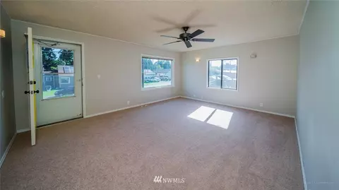 6110 Fleming St, Everett, WA 98203 photo 8
