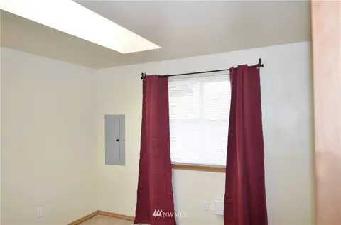 12 E Beech St, Everett, WA 98203 photo 7