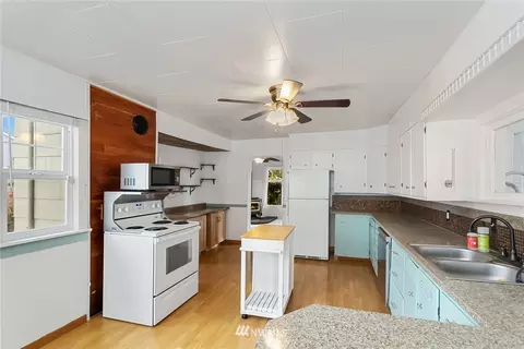 2130 State St, Everett, WA 98201 photo 5