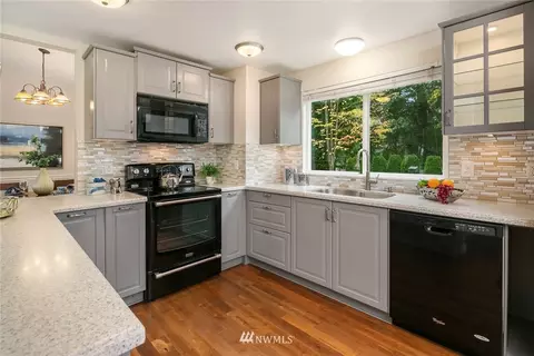 605 213th St SW, Bothell, WA 98021 photo 7