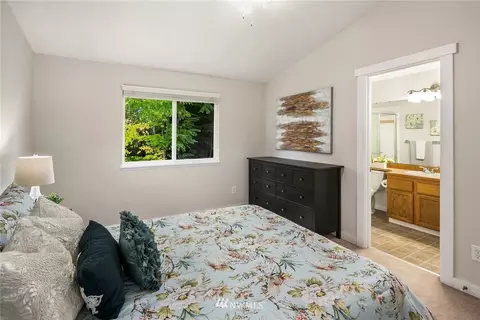 605 213th St SW, Bothell, WA 98021 photo 17