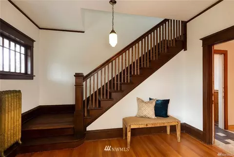 3810 33rd Ave W, Seattle, WA 98199 photo 3