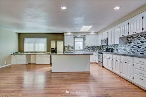 207 76th St SE, Everett, WA 98203 photo 6