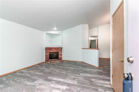 19304 78th Avenue Ct E, Spanaway, WA 98387 photo 6