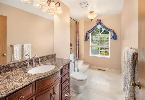 210 237th Pl SW, Bothell, WA 98021 photo 17