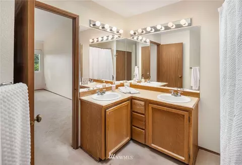 210 237th Pl SW, Bothell, WA 98021 photo 14