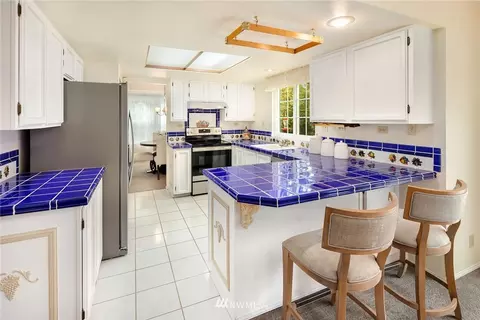 210 237th Pl SW, Bothell, WA 98021 photo 8