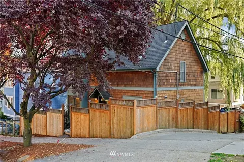 2315 E Thomas St, Seattle, WA 98112 photo 23