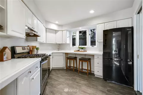 2315 E Thomas St, Seattle, WA 98112 photo 10
