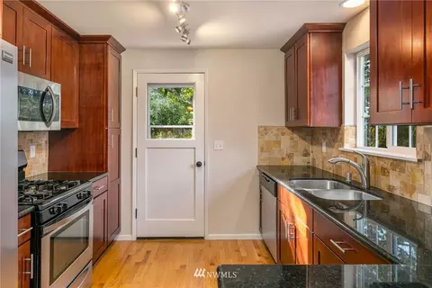 23903 7th Ave W, Bothell, WA 98021 photo 6