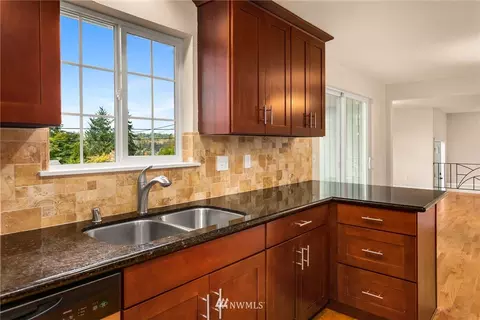 23903 7th Ave W, Bothell, WA 98021 photo 9