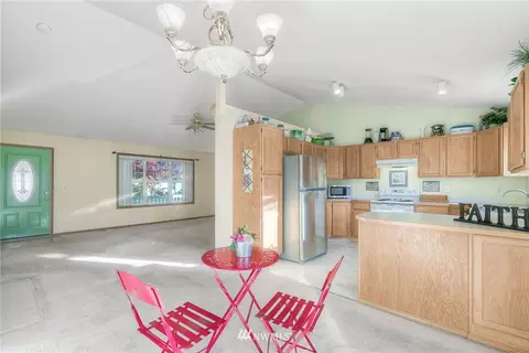 5622 159th Avenue Ct E, Sumner, WA 98390 photo 11