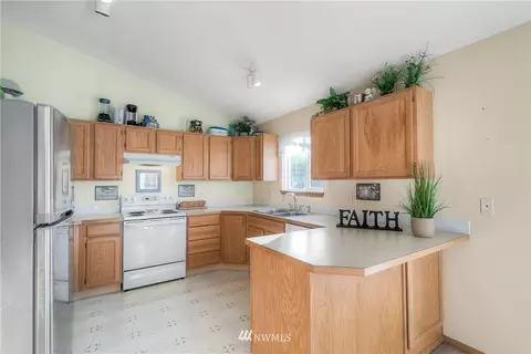 5622 159th Avenue Ct E, Sumner, WA 98390 photo 8