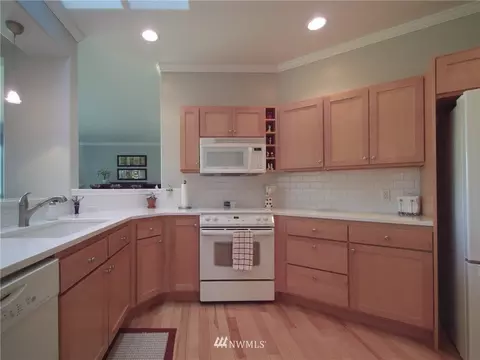 104 Olympus Ct, Sequim, WA 98382 photo 3