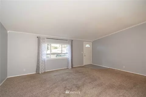 19923 113th St E, Sumner, WA 98391 photo 3