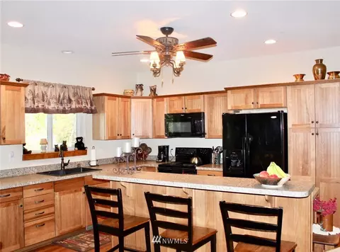 781 Riverbend Loop Rd, Cusick, WA 99119 photo 6