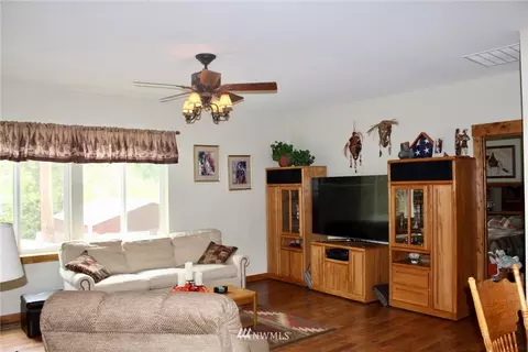 781 Riverbend Loop Rd, Cusick, WA 99119 photo 9
