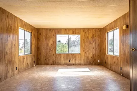 1273 S 7th St, Sequim, WA 98382 photo 4