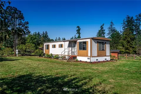 1273 S 7th St, Sequim, WA 98382 photo 2