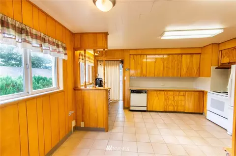 2050 James St, Enumclaw, WA 98022 photo 8