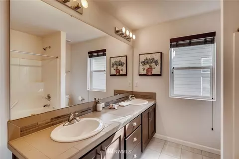 19804 35th Dr SE, Bothell, WA 98012 photo 17