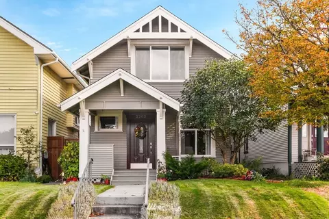 2203 Rockefeller Ave, Everett, WA 98201 photo 1