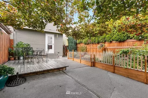 2203 Rockefeller Ave, Everett, WA 98201 photo 23