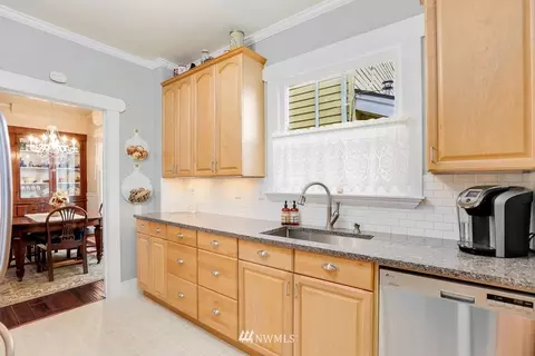 2203 Rockefeller Ave, Everett, WA 98201 photo 9