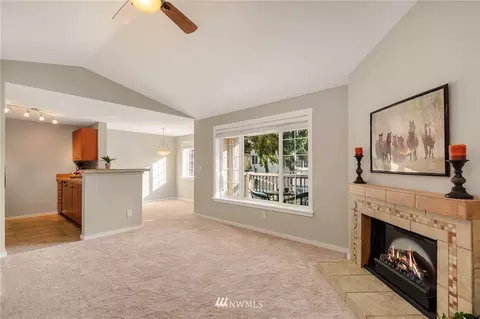 12404 E Gibson Rd #E203, Everett, WA 98204 photo 3