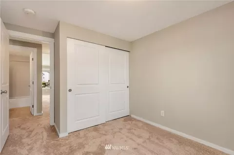 12404 E Gibson Rd #E203, Everett, WA 98204 photo 14
