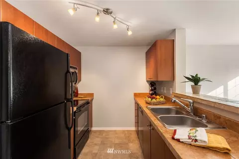 12404 E Gibson Rd #E203, Everett, WA 98204 photo 7