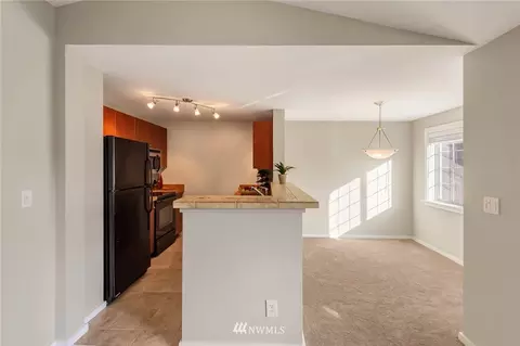 12404 E Gibson Rd #E203, Everett, WA 98204 photo 8
