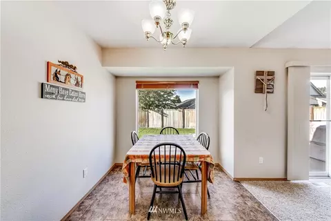 303 Callendar St NW, Orting, WA 98360 photo 7