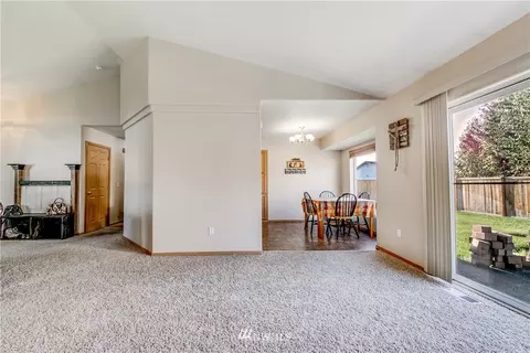 303 Callendar St NW, Orting, WA 98360 photo 6