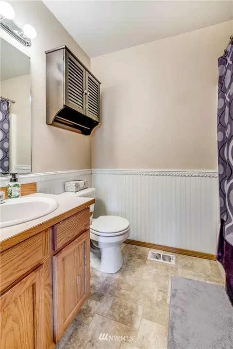 303 Callendar St NW, Orting, WA 98360 photo 10