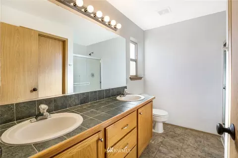 314 Thompson Ave NW, Orting, WA 98360 photo 21