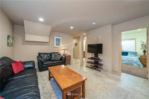 703 E Johnson Ave, Chelan, WA 98816 photo 23