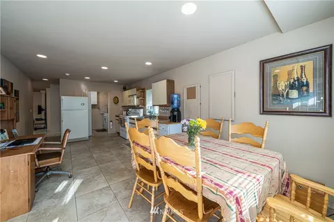 703 E Johnson Ave, Chelan, WA 98816 photo 24
