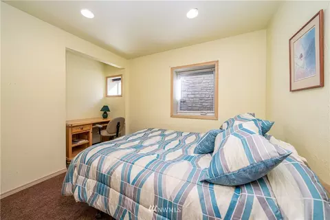 703 E Johnson Ave, Chelan, WA 98816 photo 12
