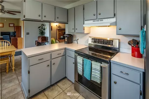 1962 Roeder Ln, Everson, WA 98247 photo 8